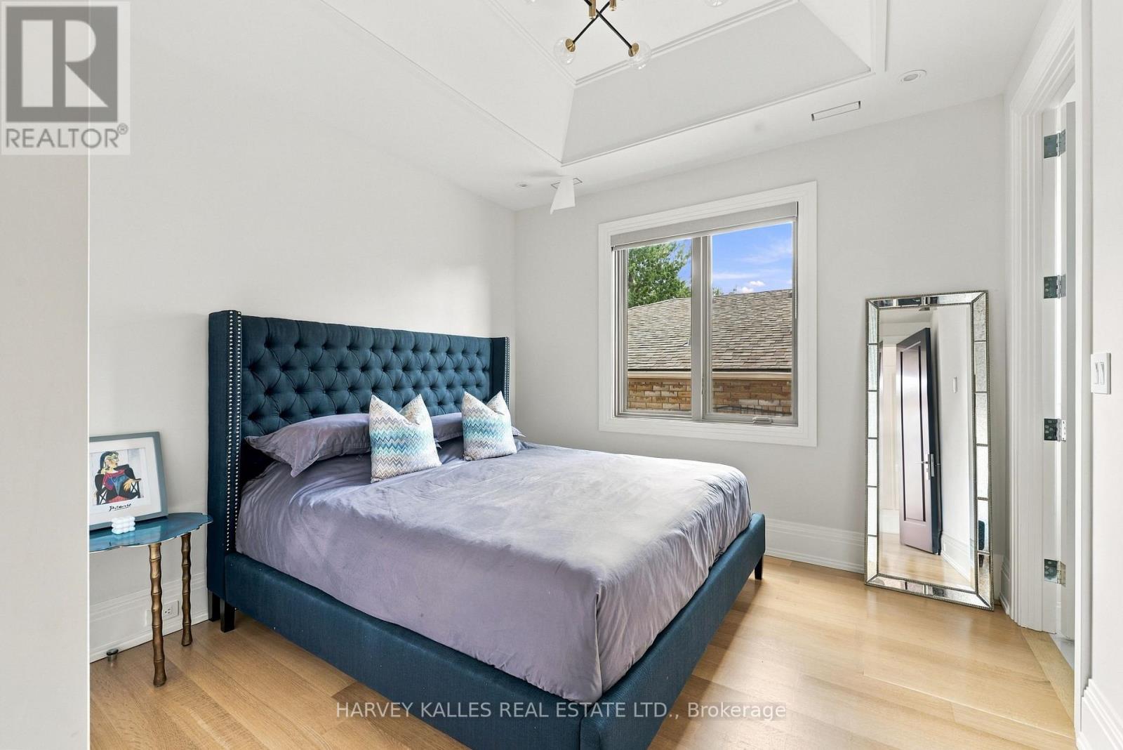 363 BEDFORD PARK AVENUE
