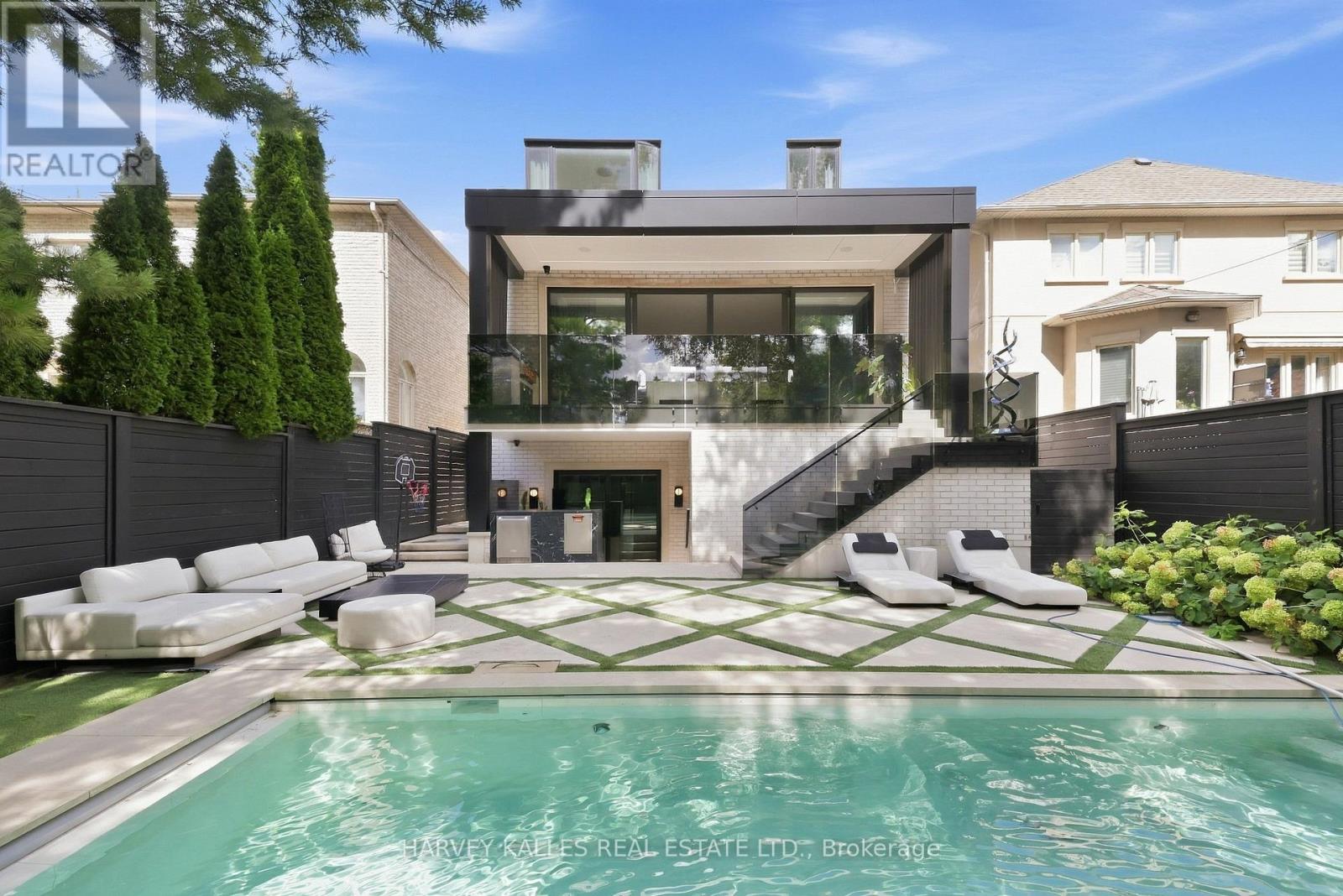 363 BEDFORD PARK AVENUE