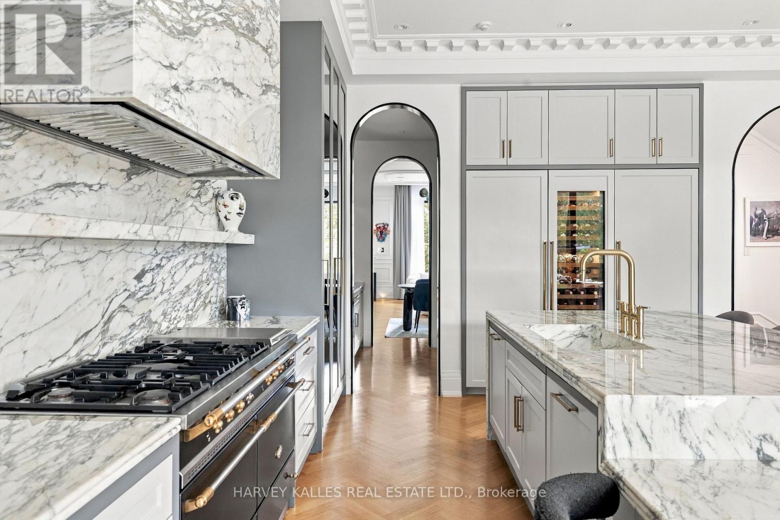 363 BEDFORD PARK AVENUE