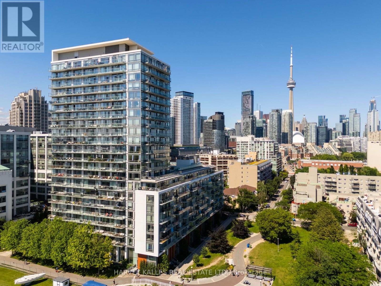 1206 - 90 STADIUM ROAD