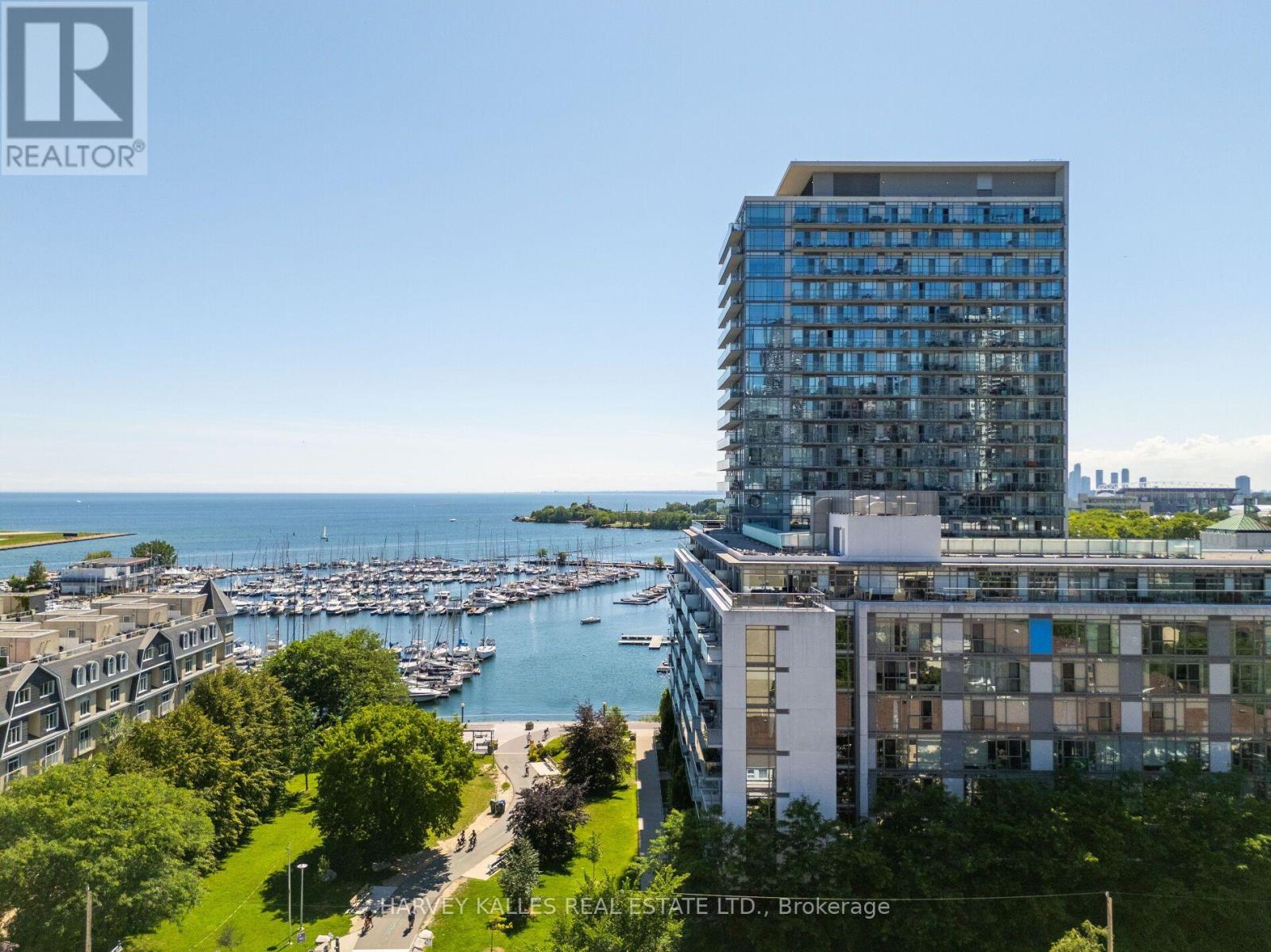 1206 - 90 STADIUM ROAD