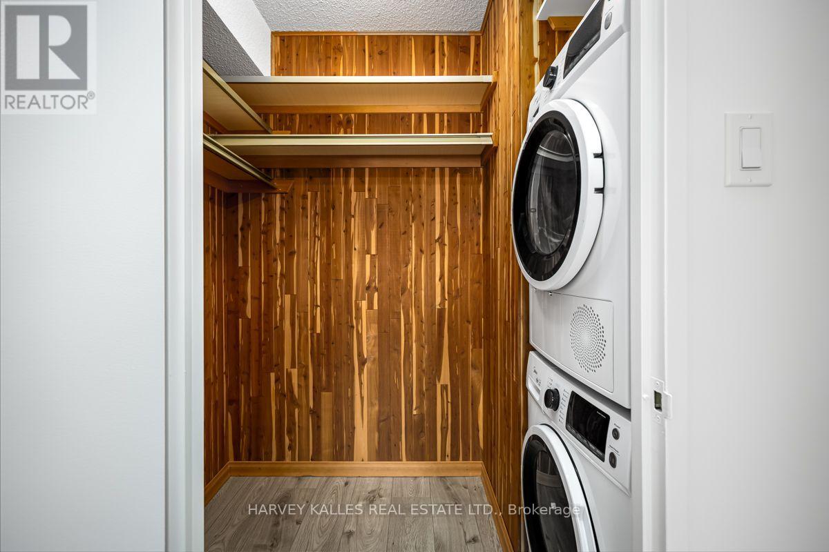 110 - 3000 BATHURST STREET
