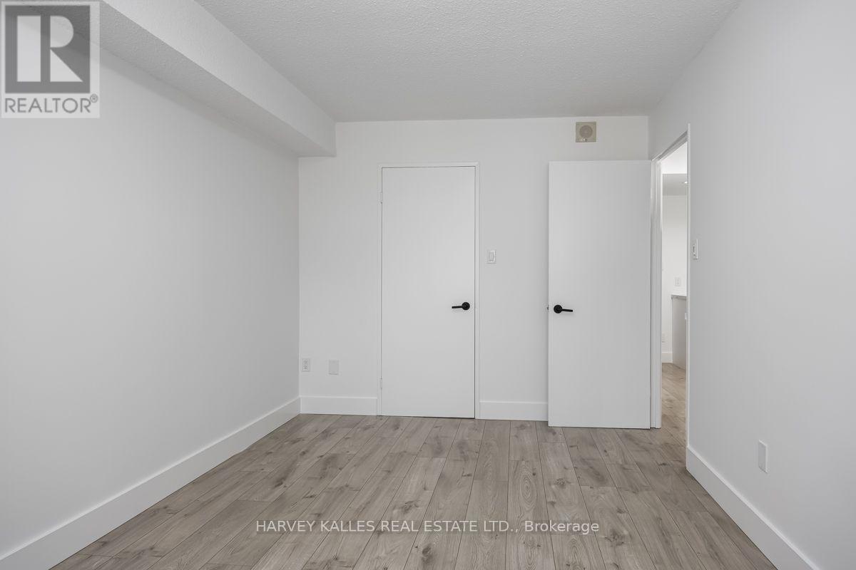 110 - 3000 BATHURST STREET