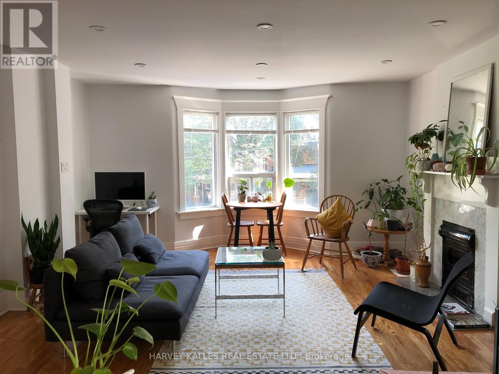 UPPER - 226 ASHWORTH AVENUE