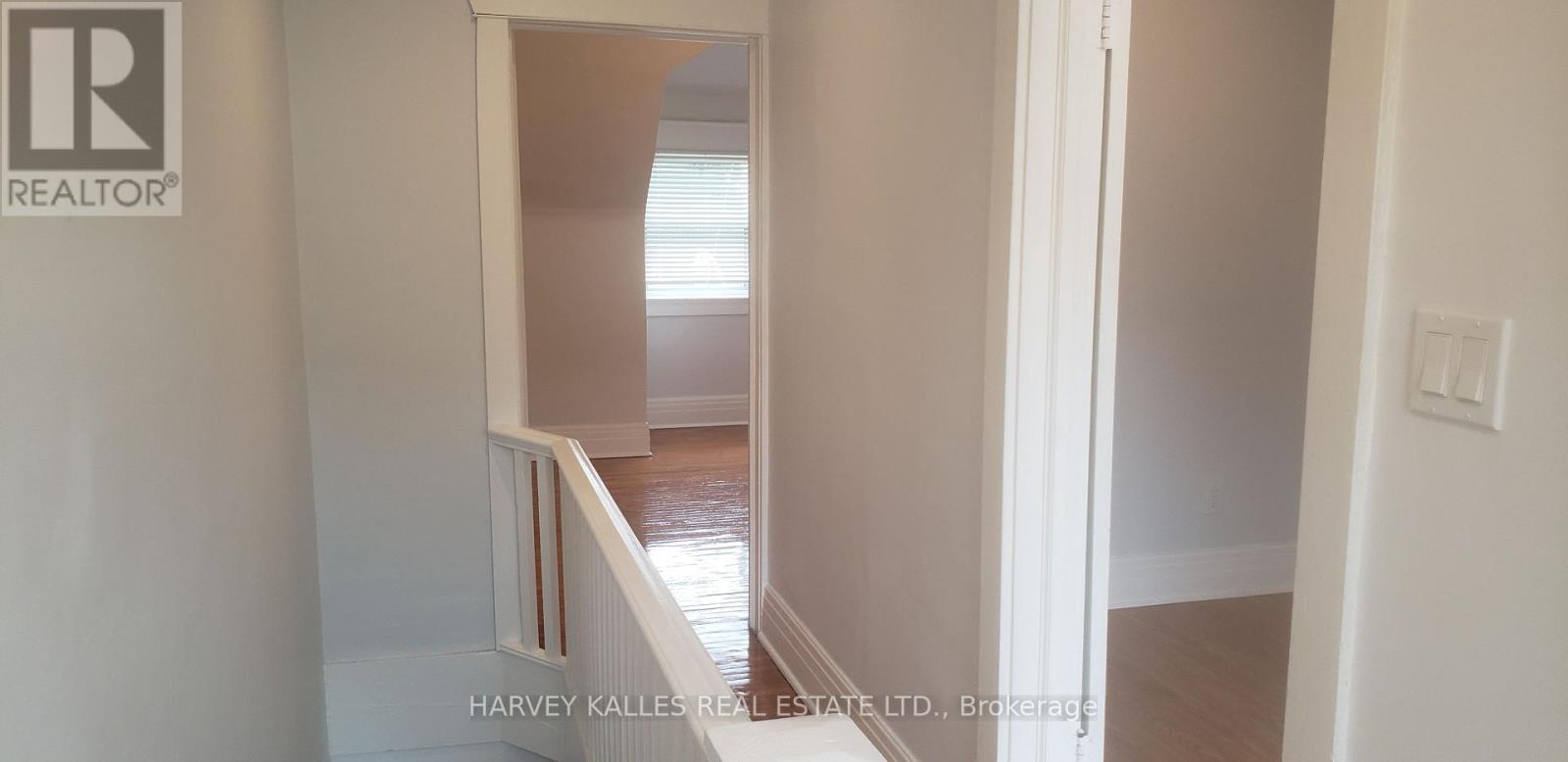UPPER - 226 ASHWORTH AVENUE