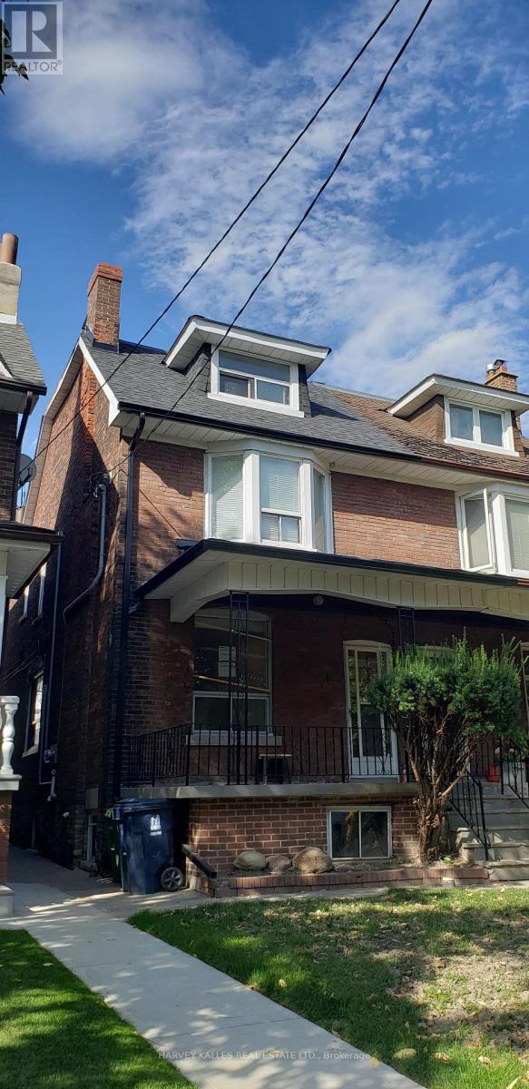UPPER - 226 ASHWORTH AVENUE