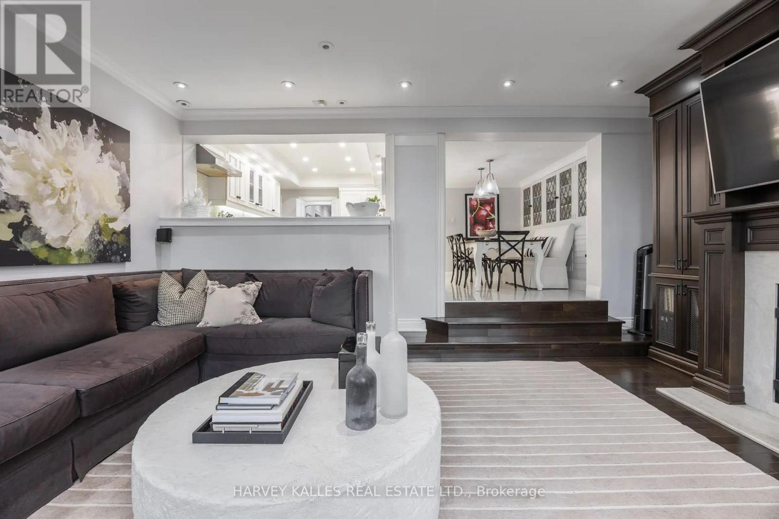 141 OLD FOREST HILL ROAD