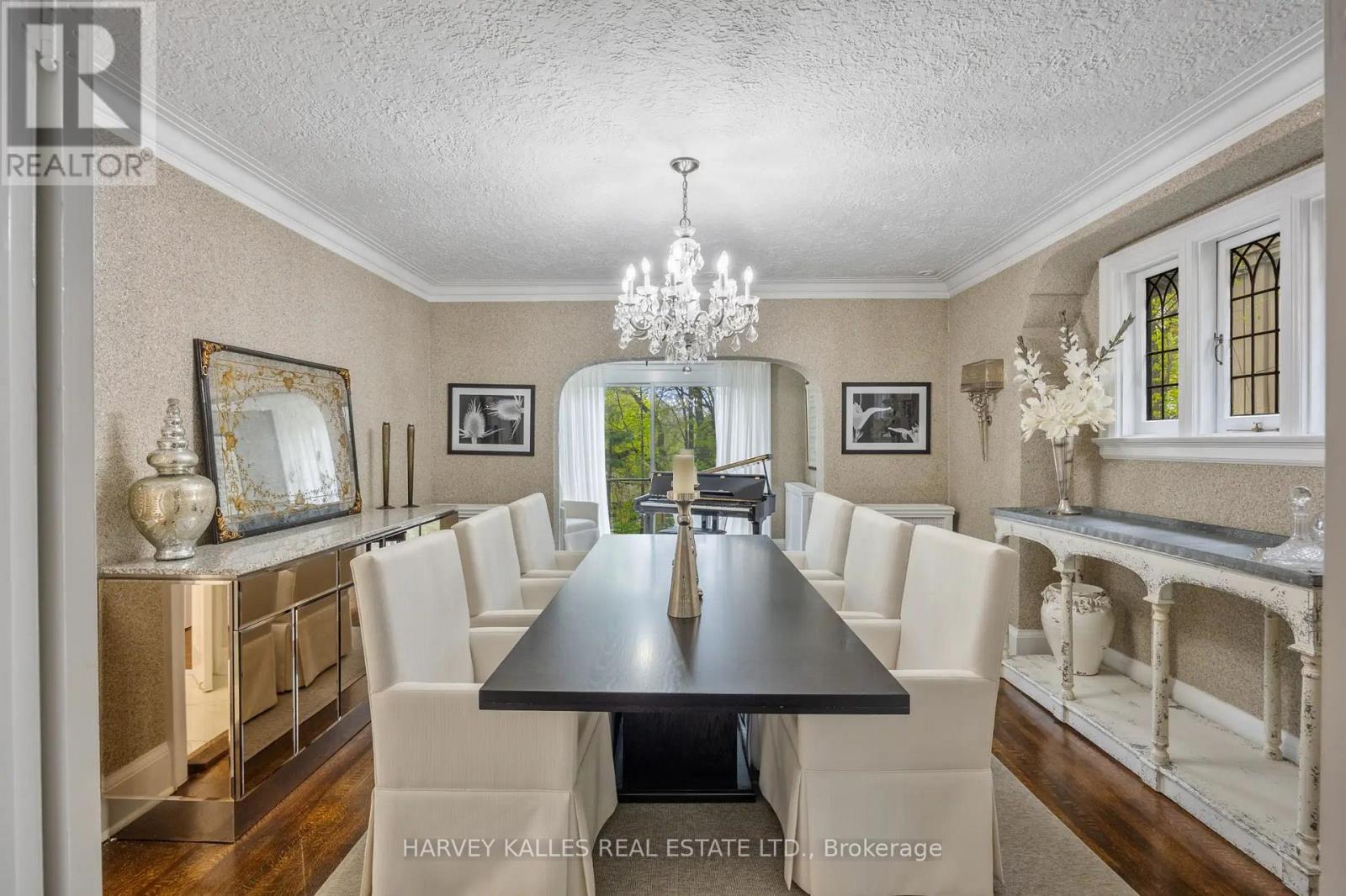 141 OLD FOREST HILL ROAD
