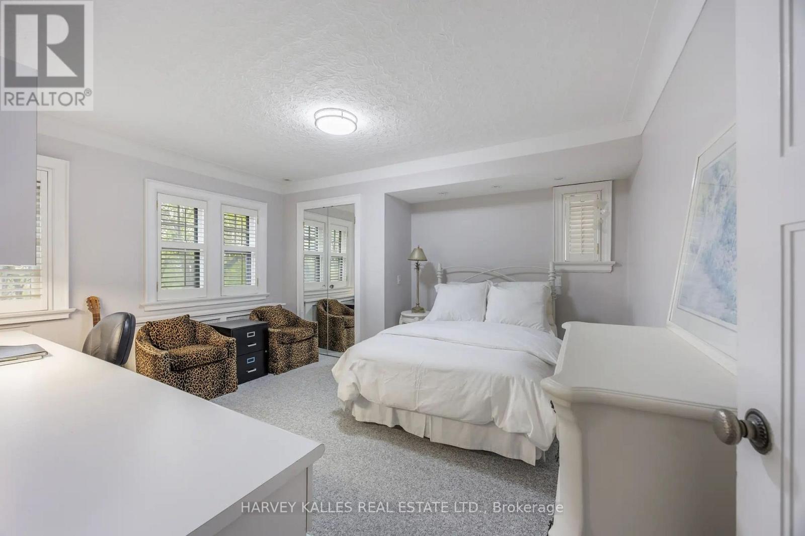 141 OLD FOREST HILL ROAD