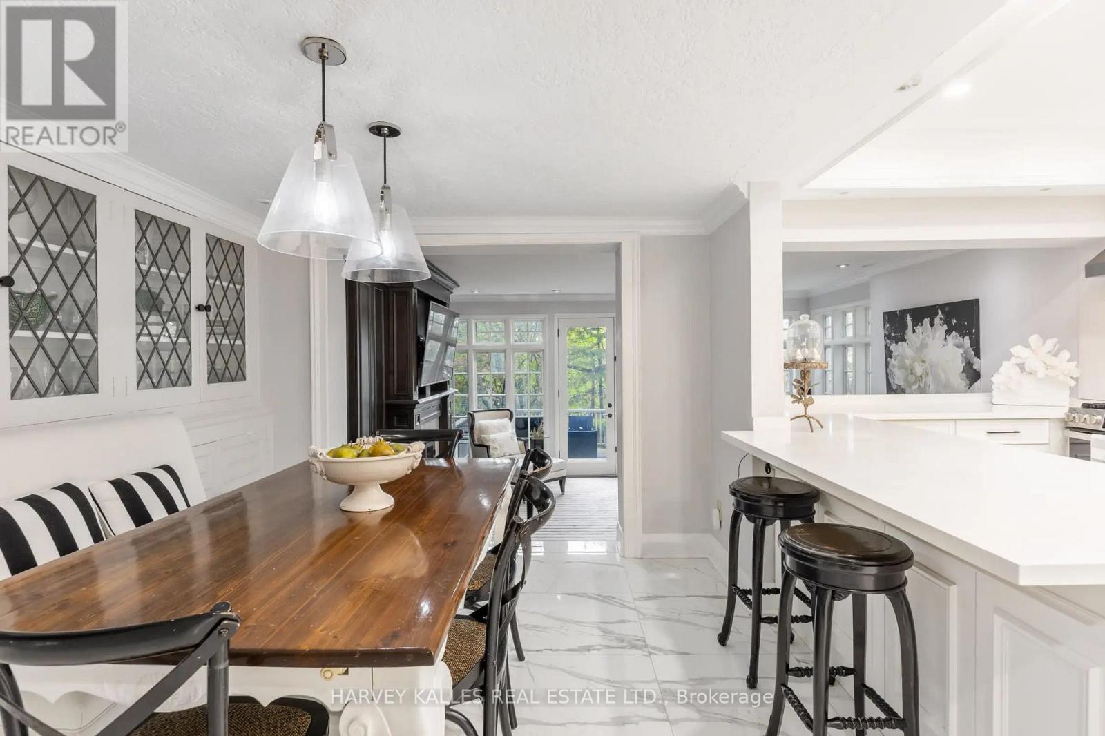 141 OLD FOREST HILL ROAD