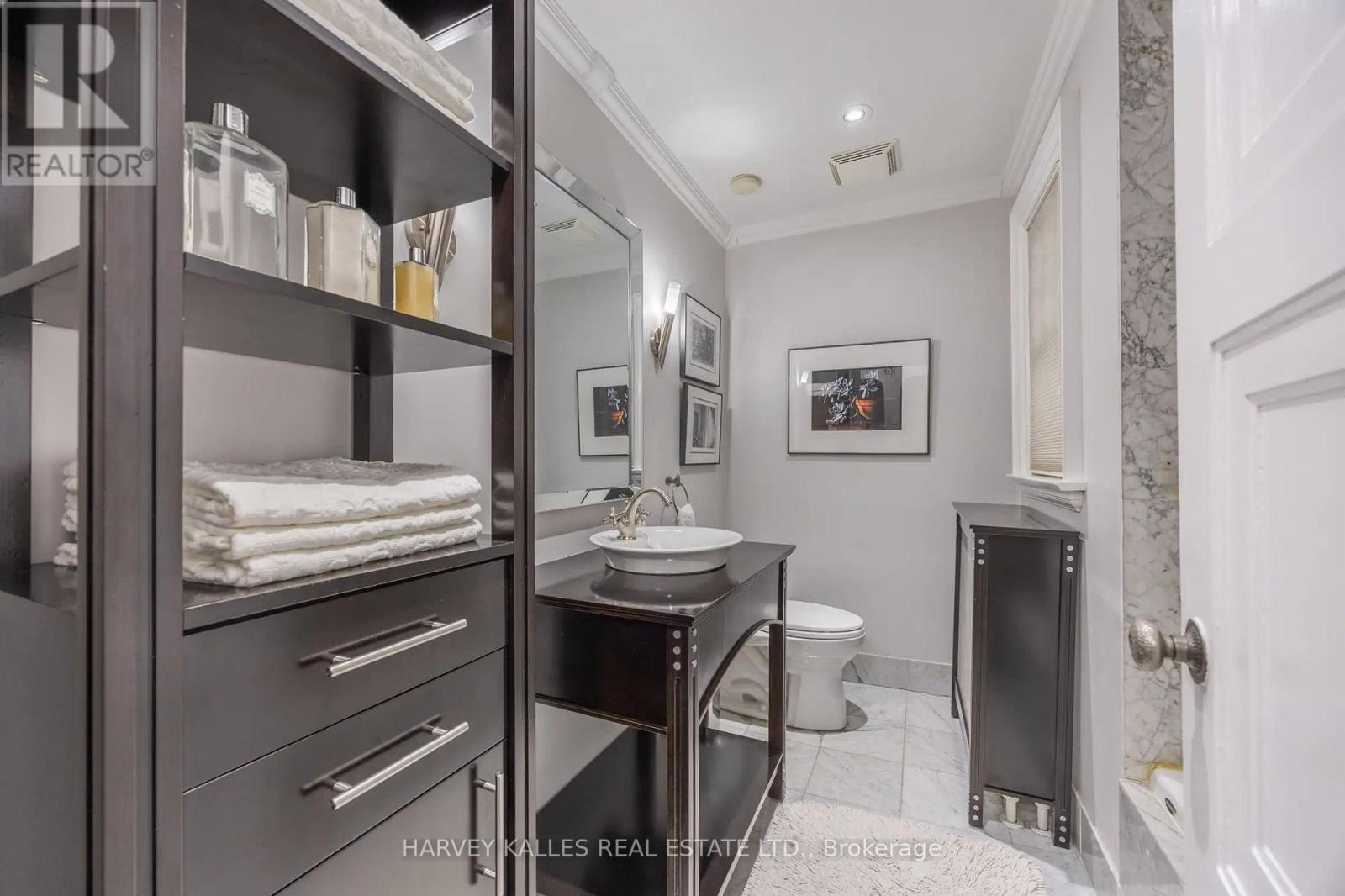 141 OLD FOREST HILL ROAD