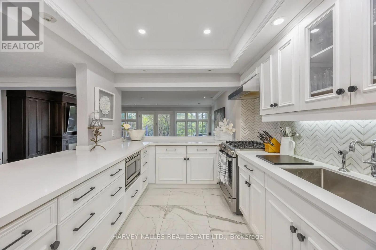 141 OLD FOREST HILL ROAD