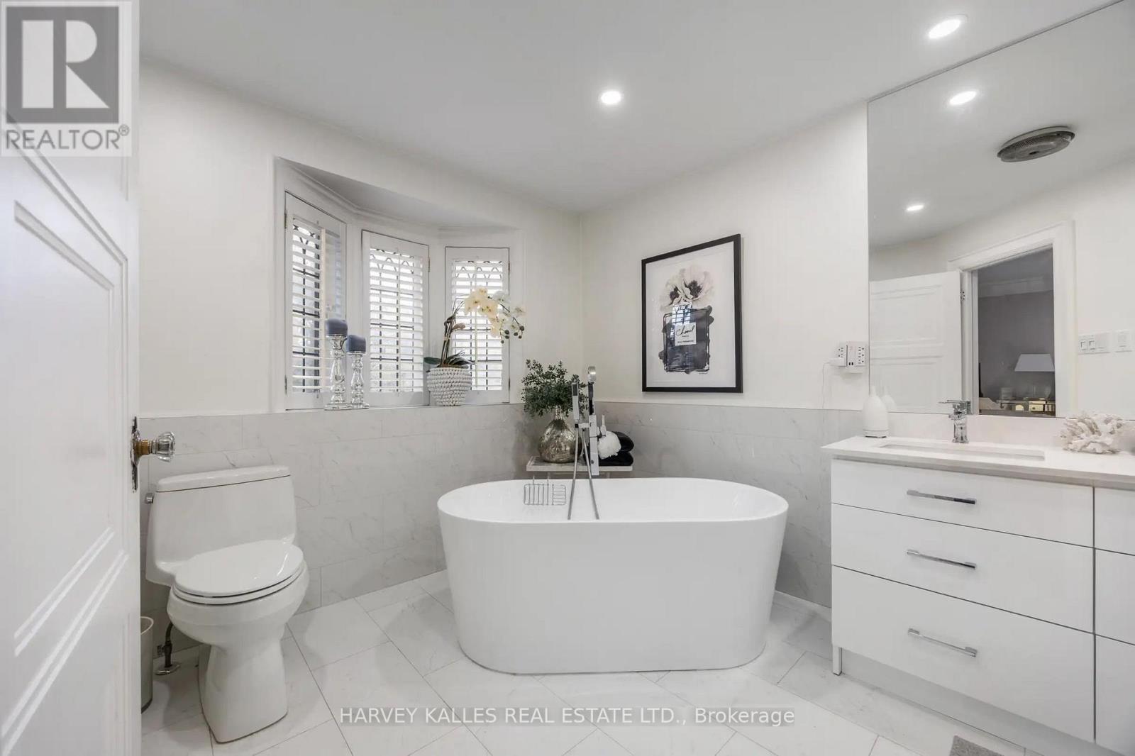 141 OLD FOREST HILL ROAD