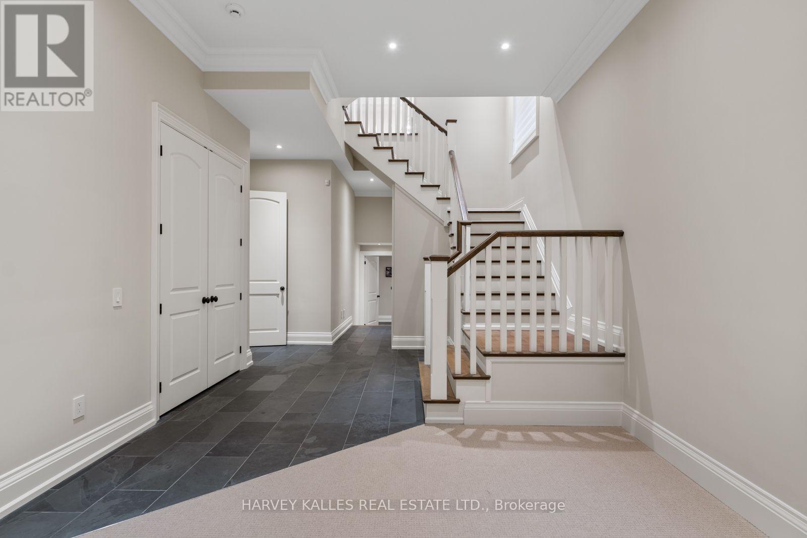 40 SULTANA AVENUE