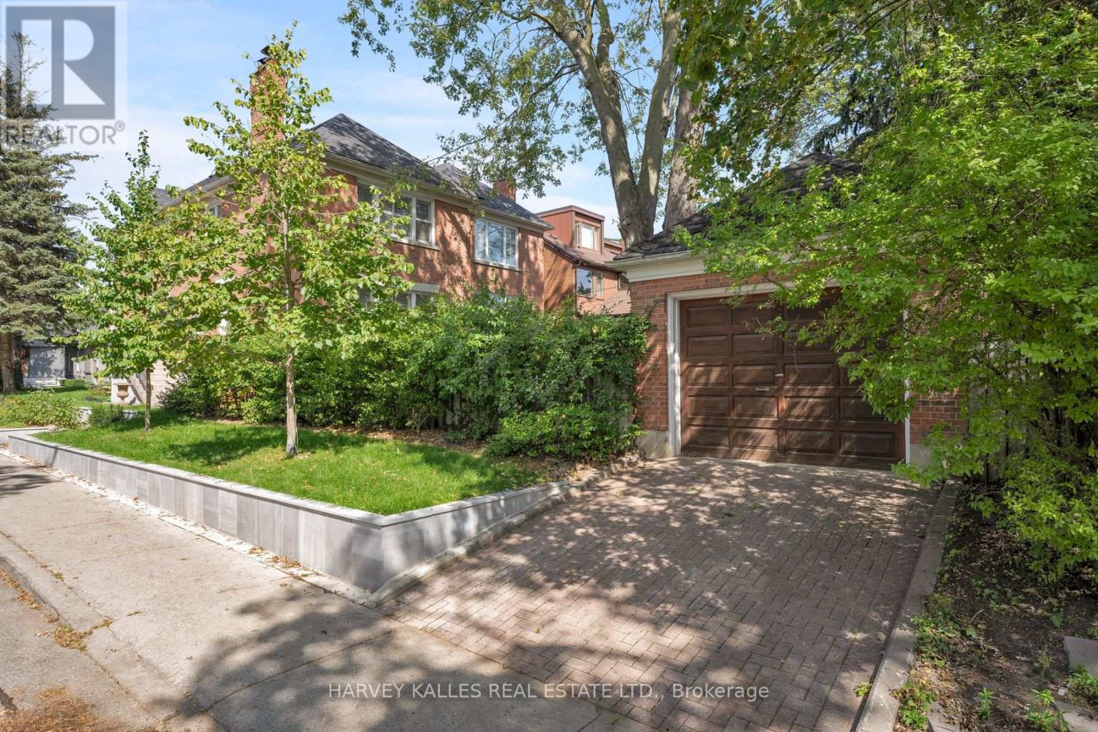 131 ROSEWELL AVENUE