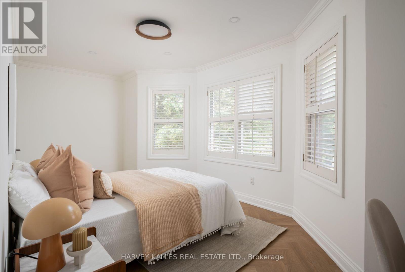 131 ROSEWELL AVENUE