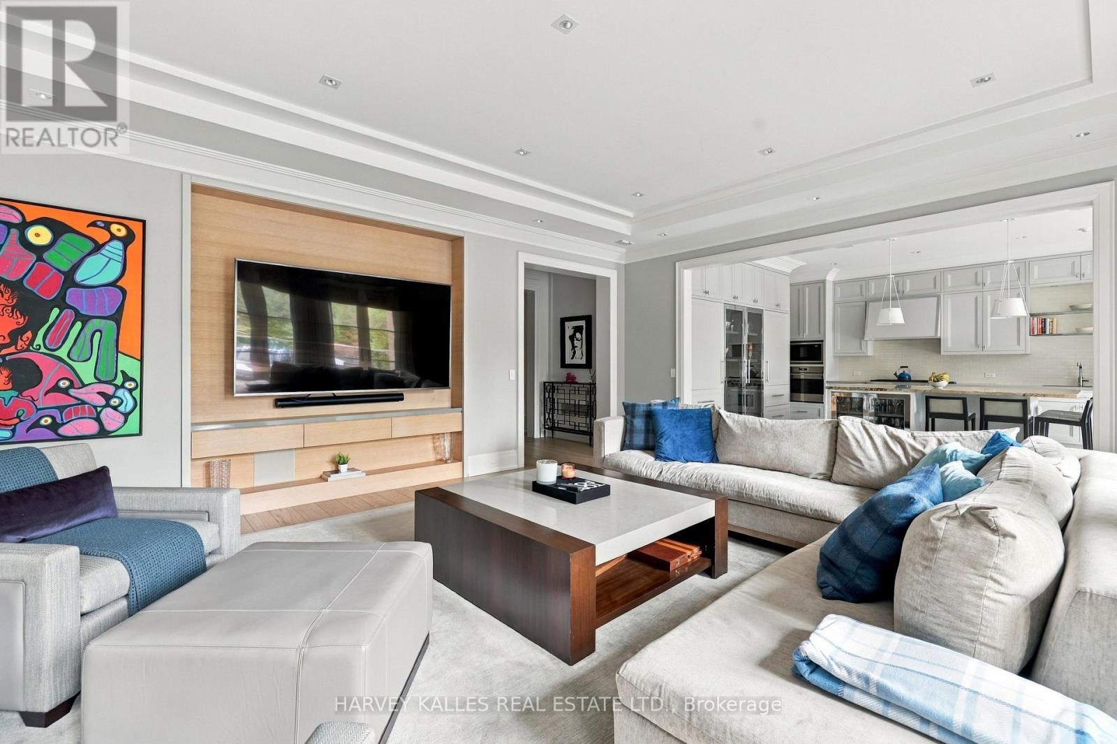 221 DUNVEGAN ROAD