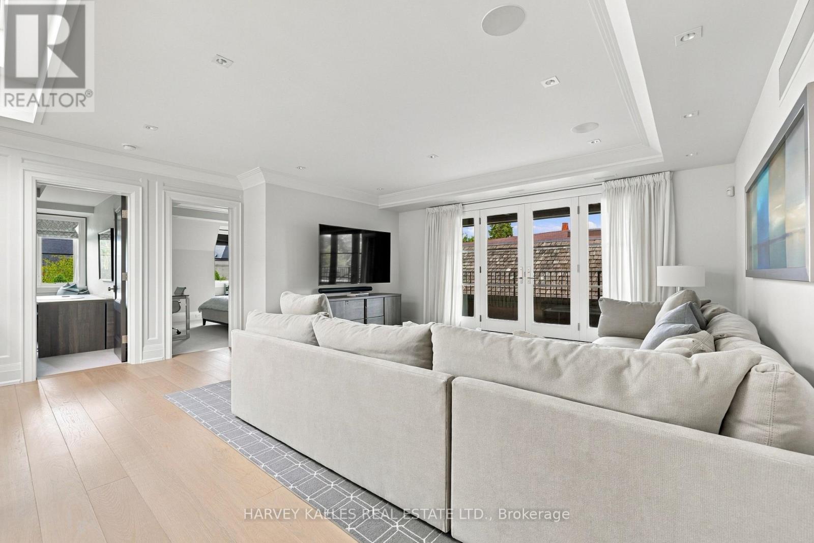 221 DUNVEGAN ROAD