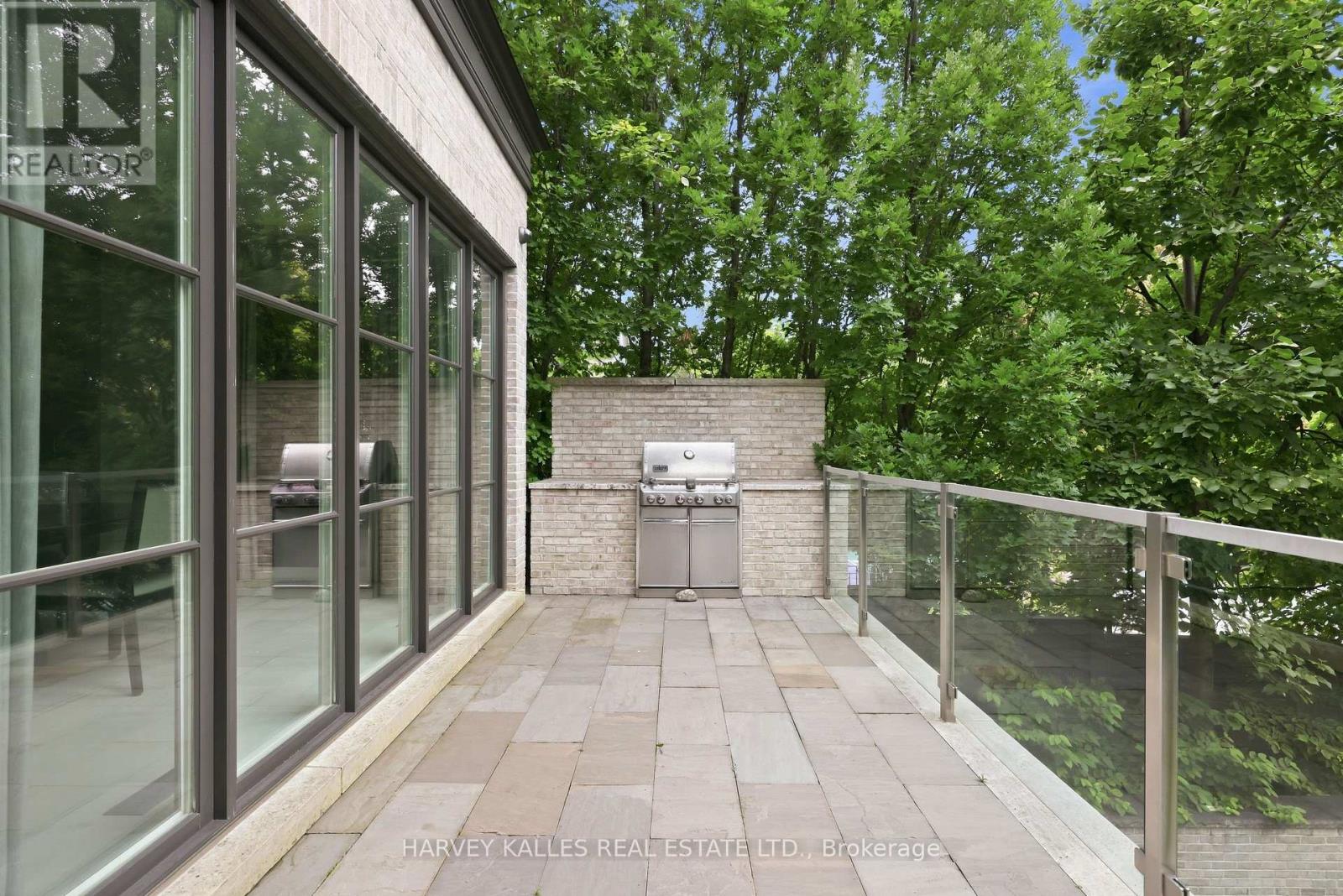 221 DUNVEGAN ROAD
