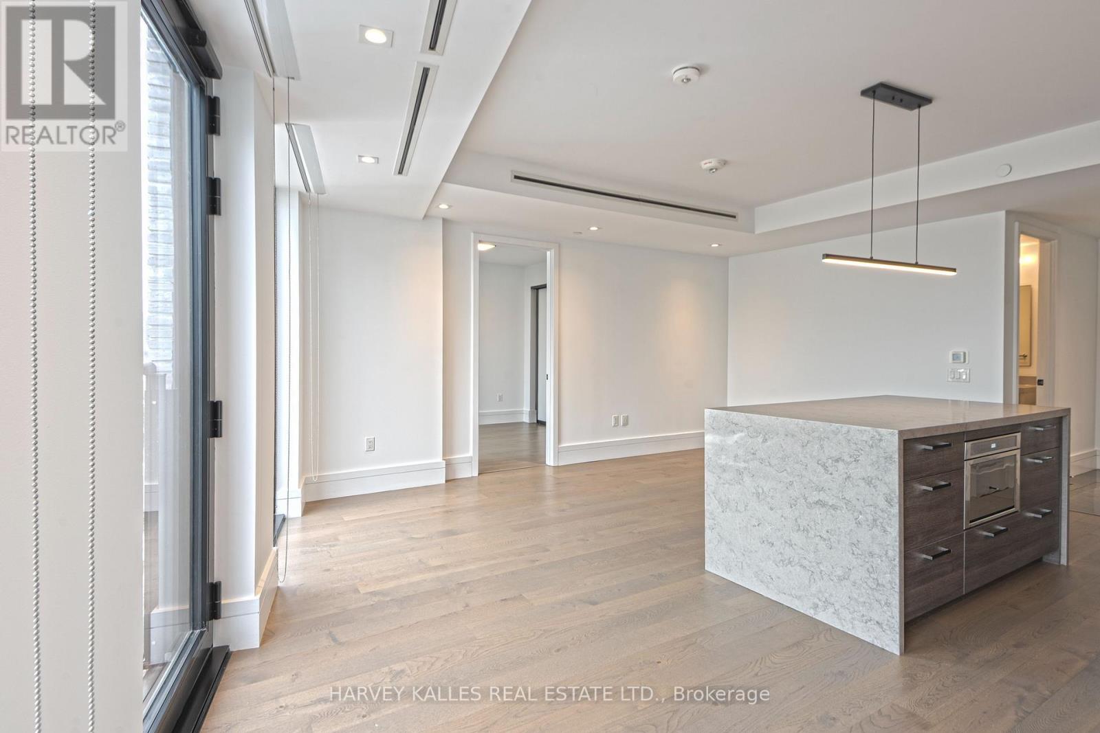 1508 - 215 LONSDALE ROAD