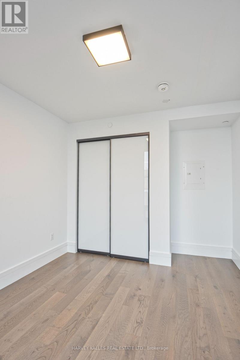 1508 - 215 LONSDALE ROAD