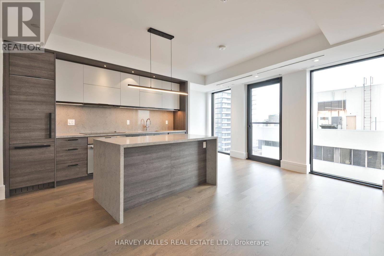 1508 - 215 LONSDALE ROAD