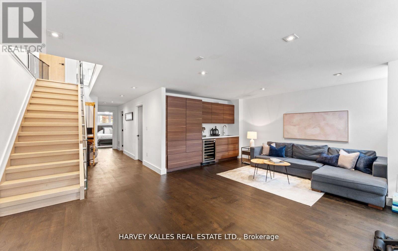 31 KILBARRY ROAD