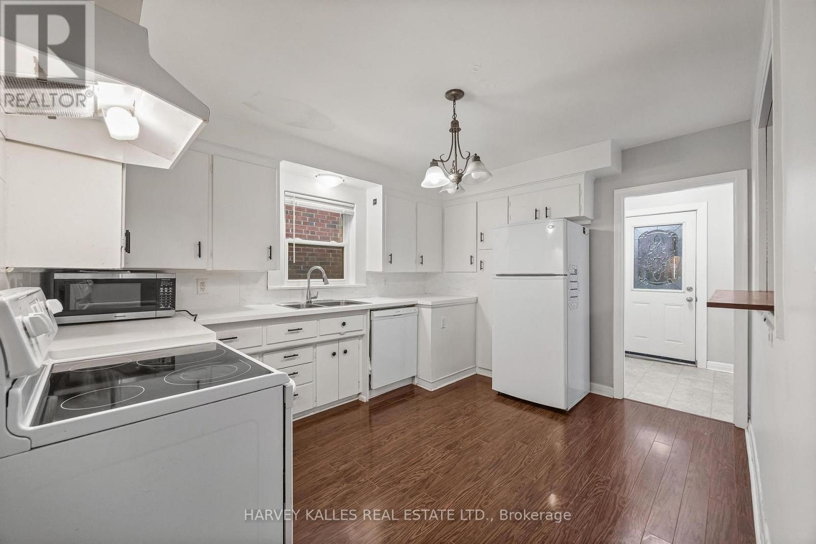 MAIN - 128 BOGERT AVENUE