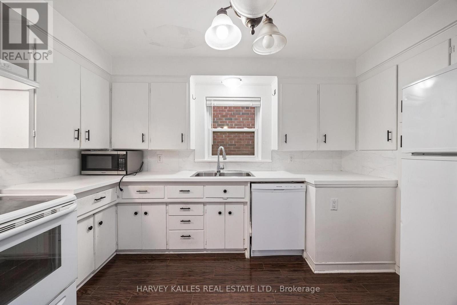 MAIN - 128 BOGERT AVENUE