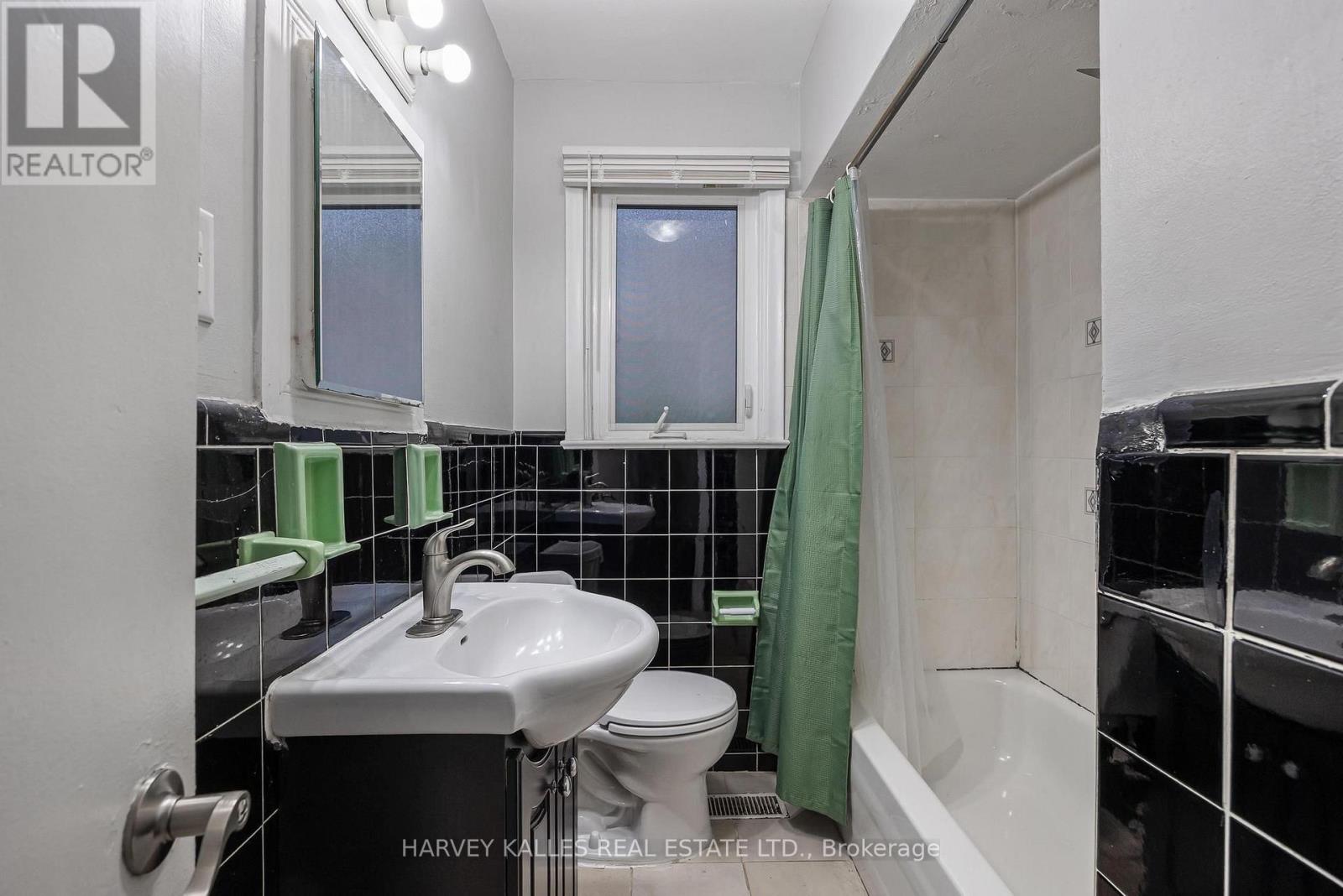 MAIN - 128 BOGERT AVENUE