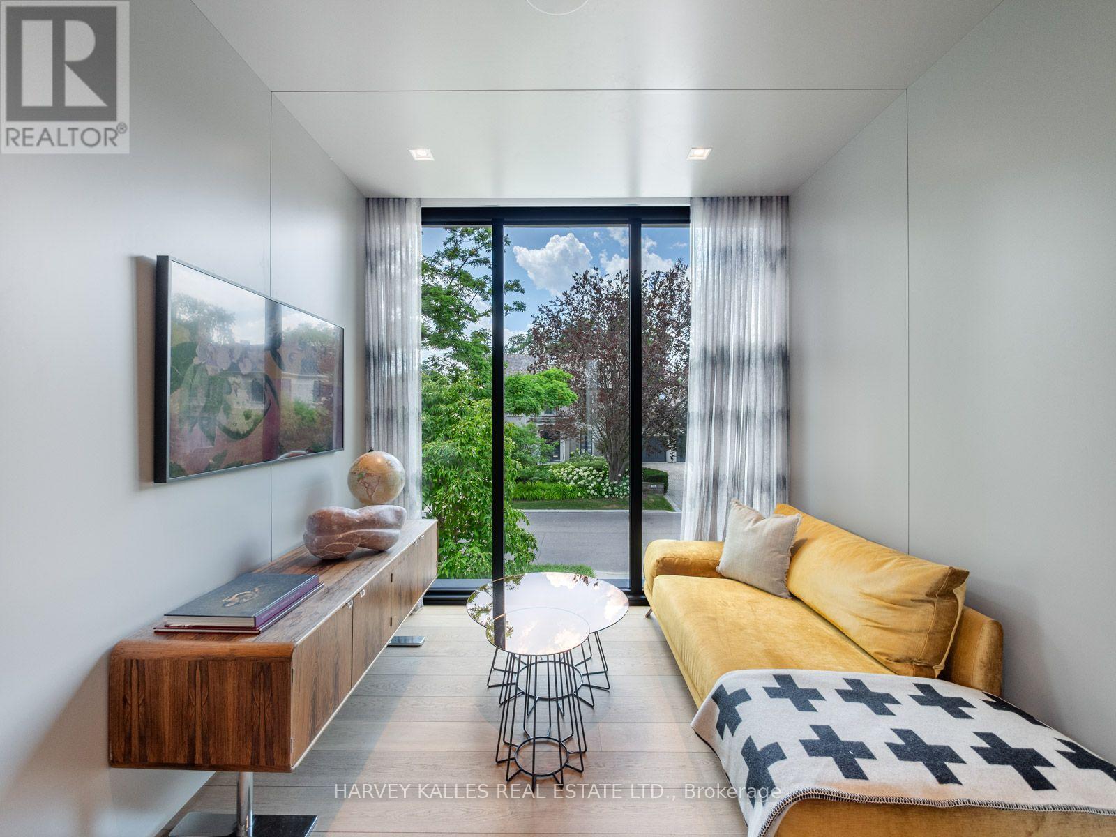 75 ARDWOLD GATE