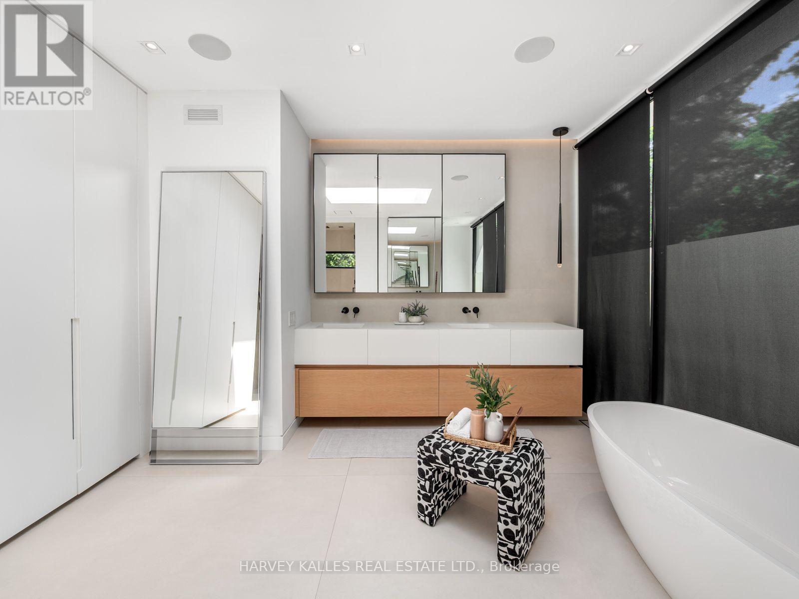 75 ARDWOLD GATE