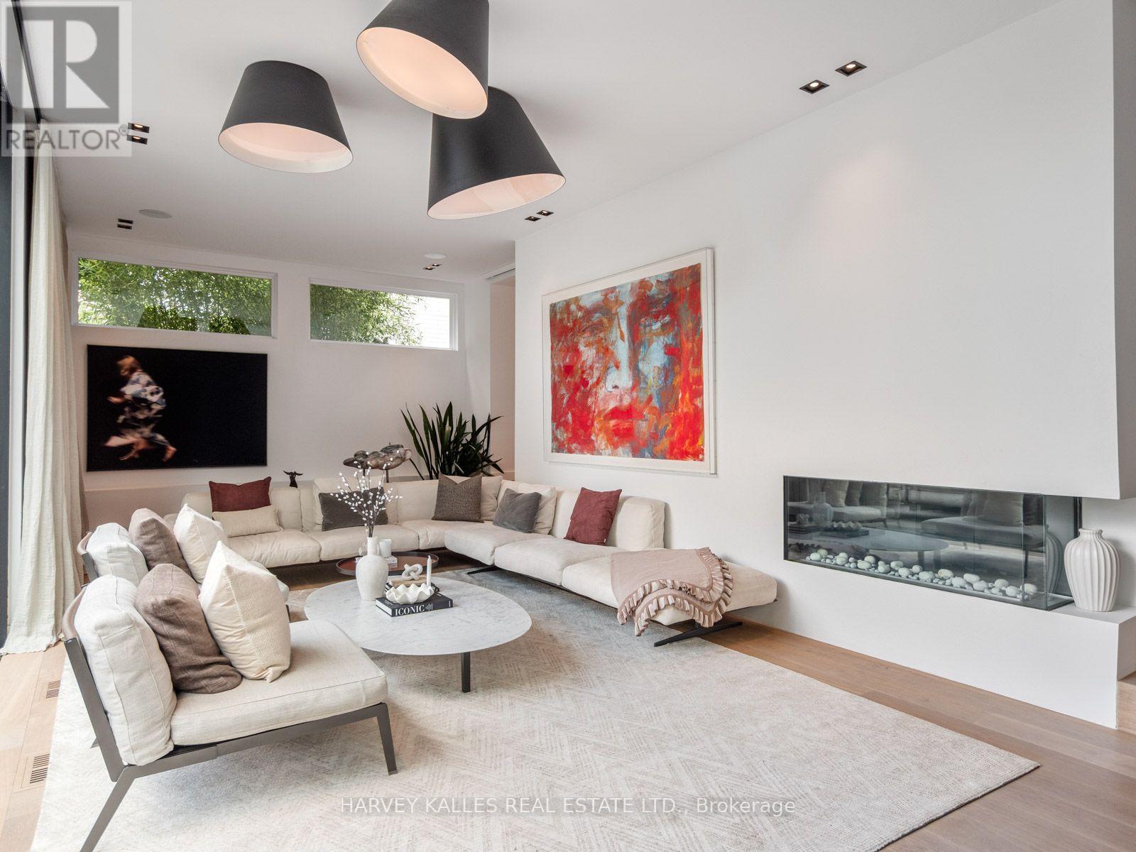 75 ARDWOLD GATE