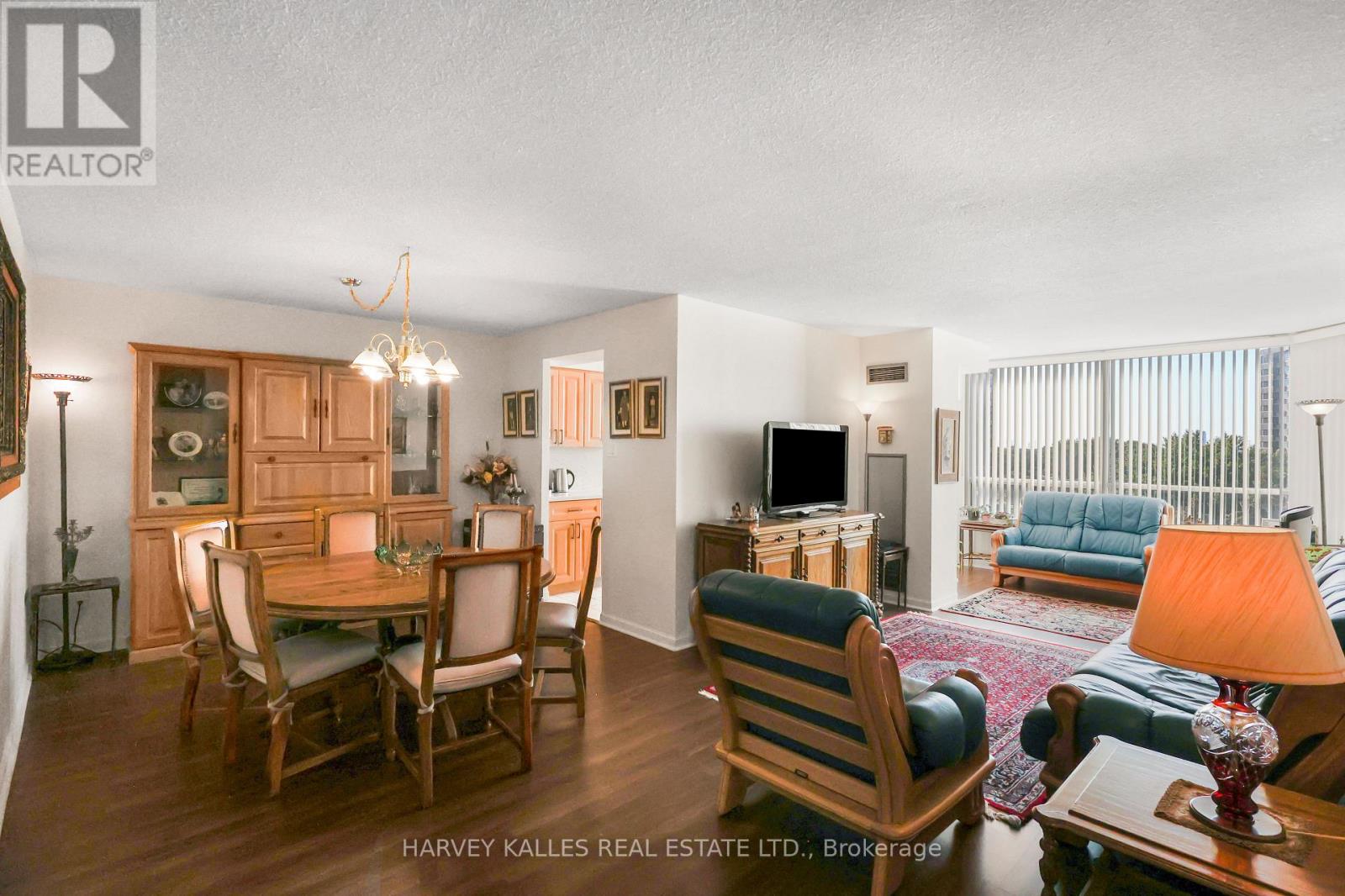 605 - 1121 STEELES AVENUE W