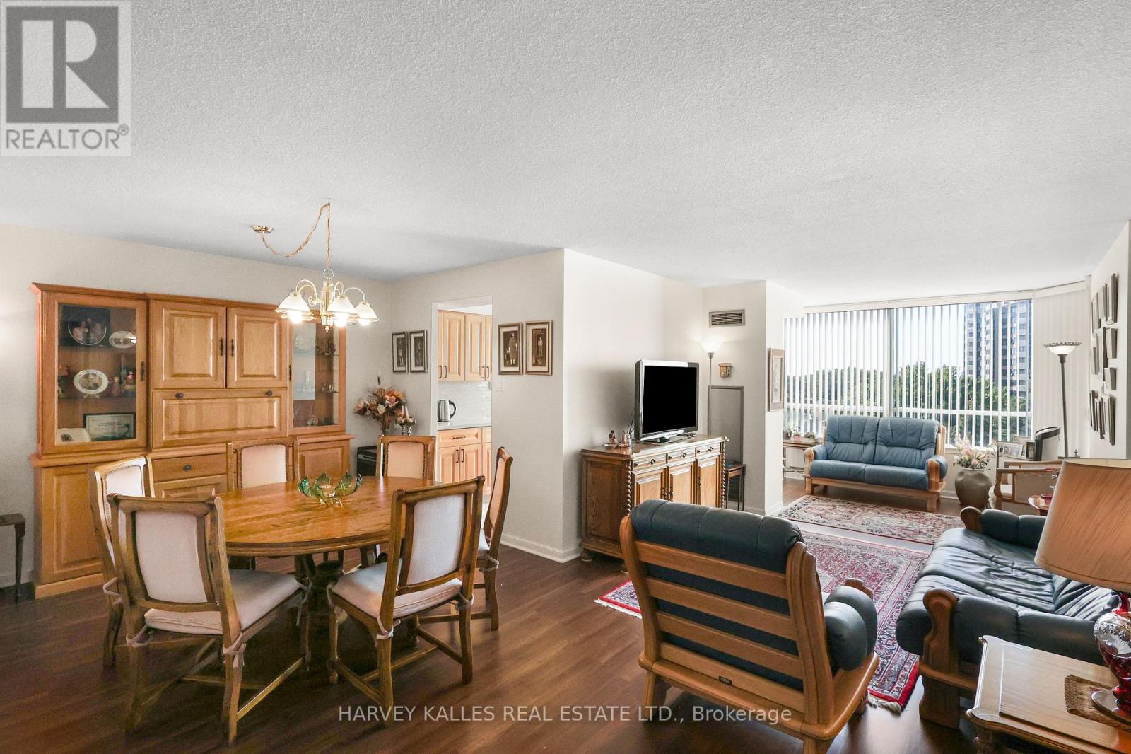 605 - 1121 STEELES AVENUE W