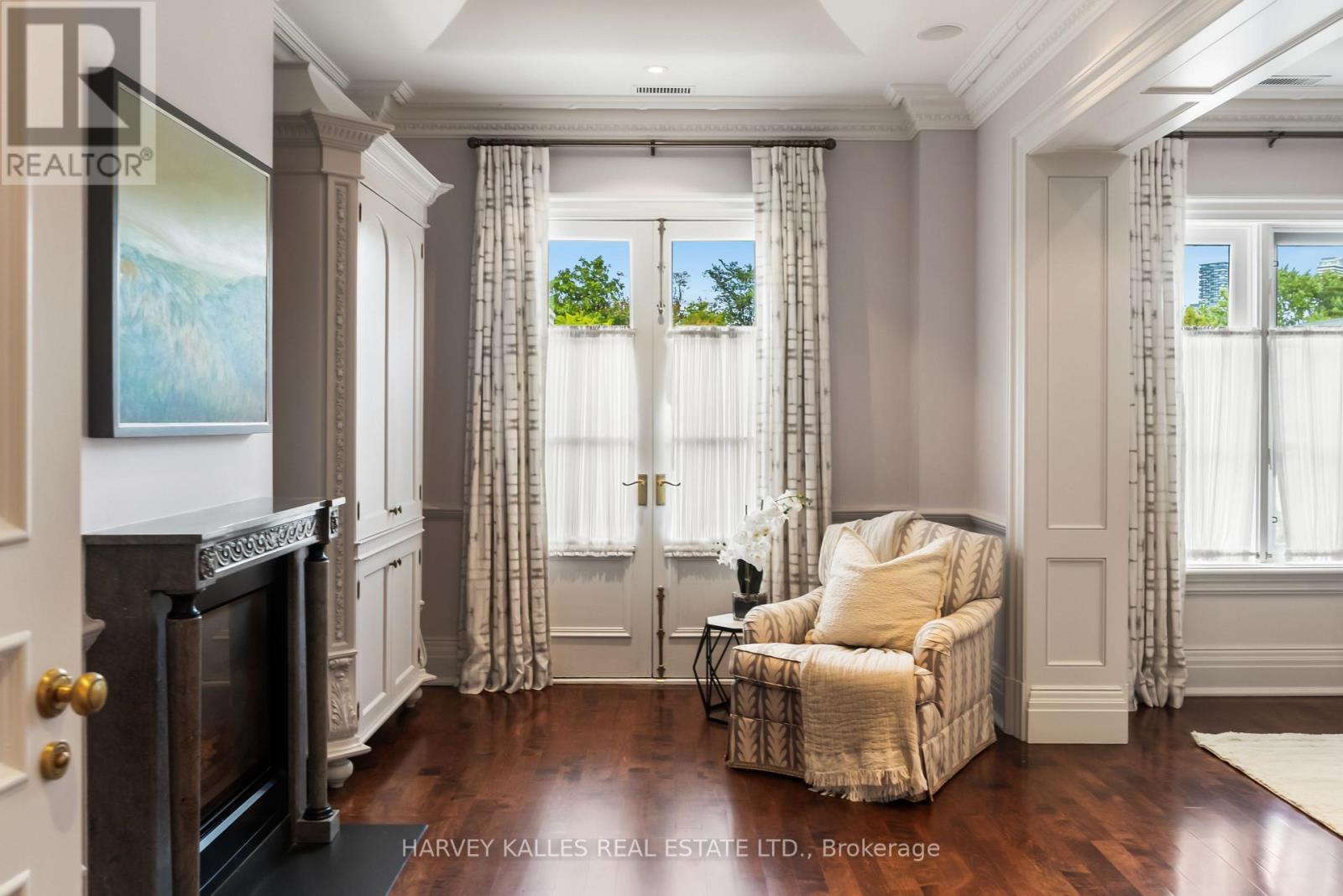 250 FOREST HILL ROAD