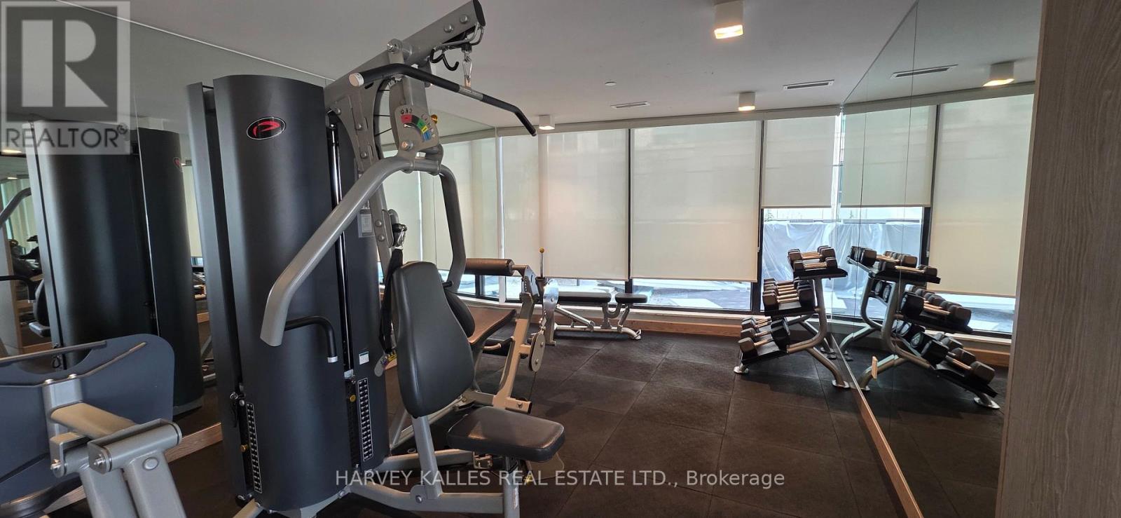 1103 - 215 QUEEN STREET W