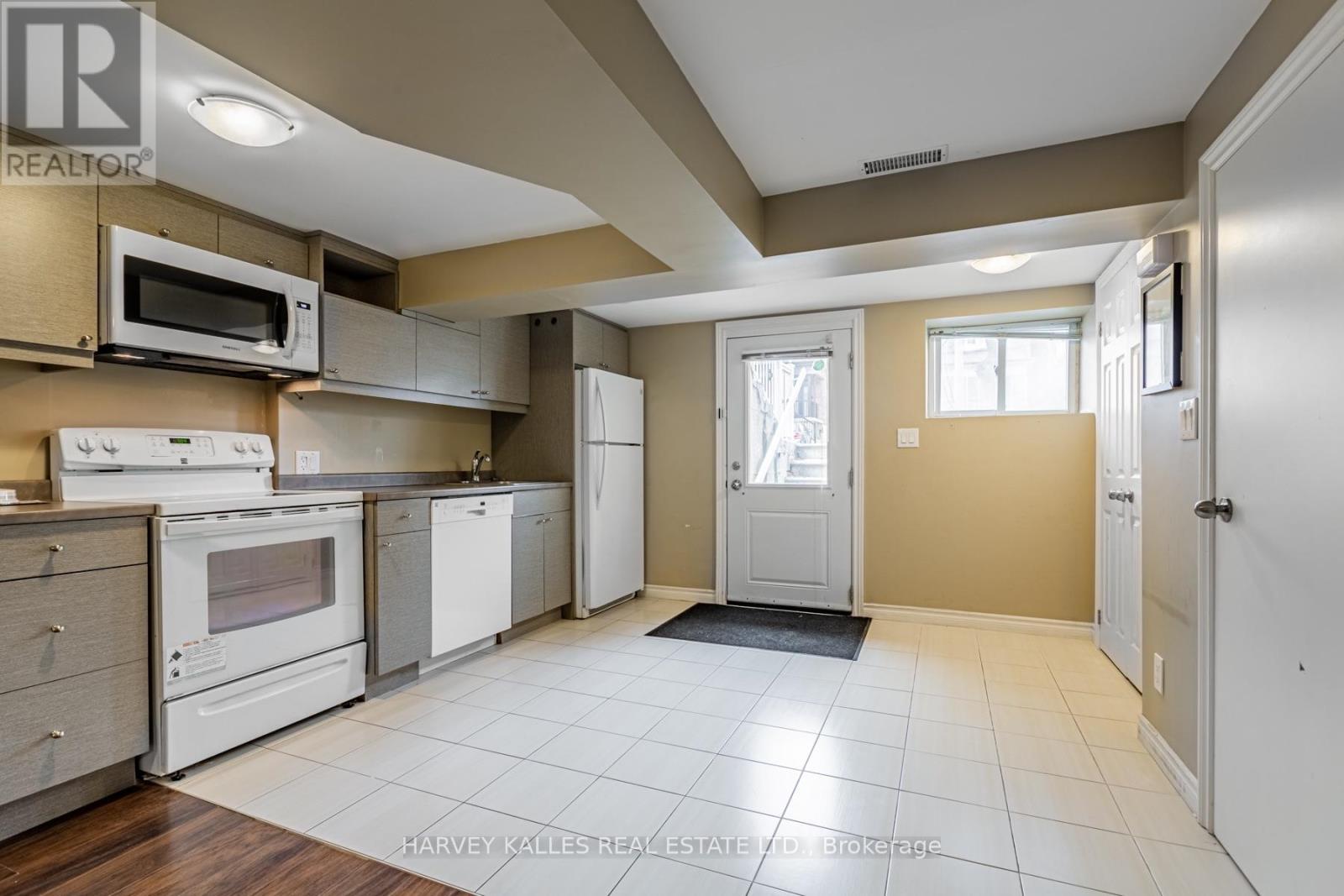 313 GLENHOLME AVENUE