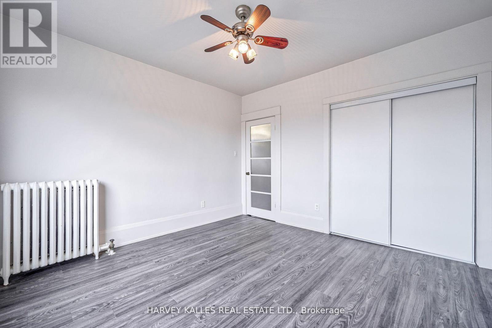1 - 1072 ST CLAIR AVENUE W