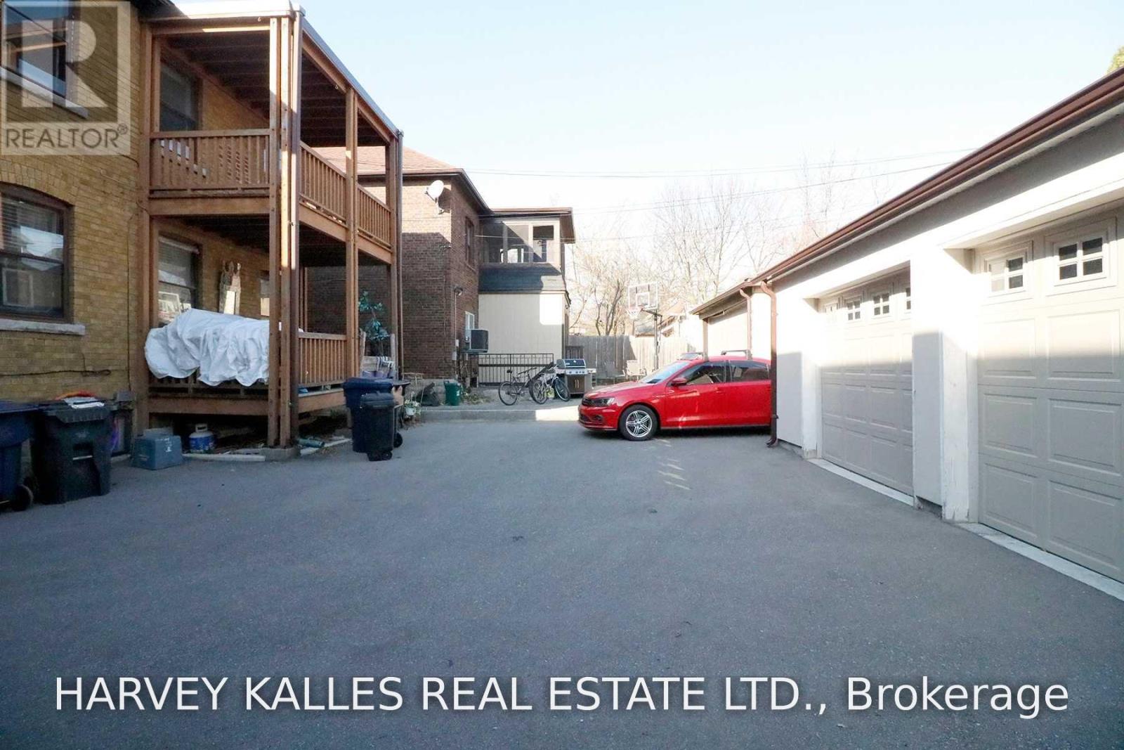 LOWER - 21 BRAEMAR AVENUE