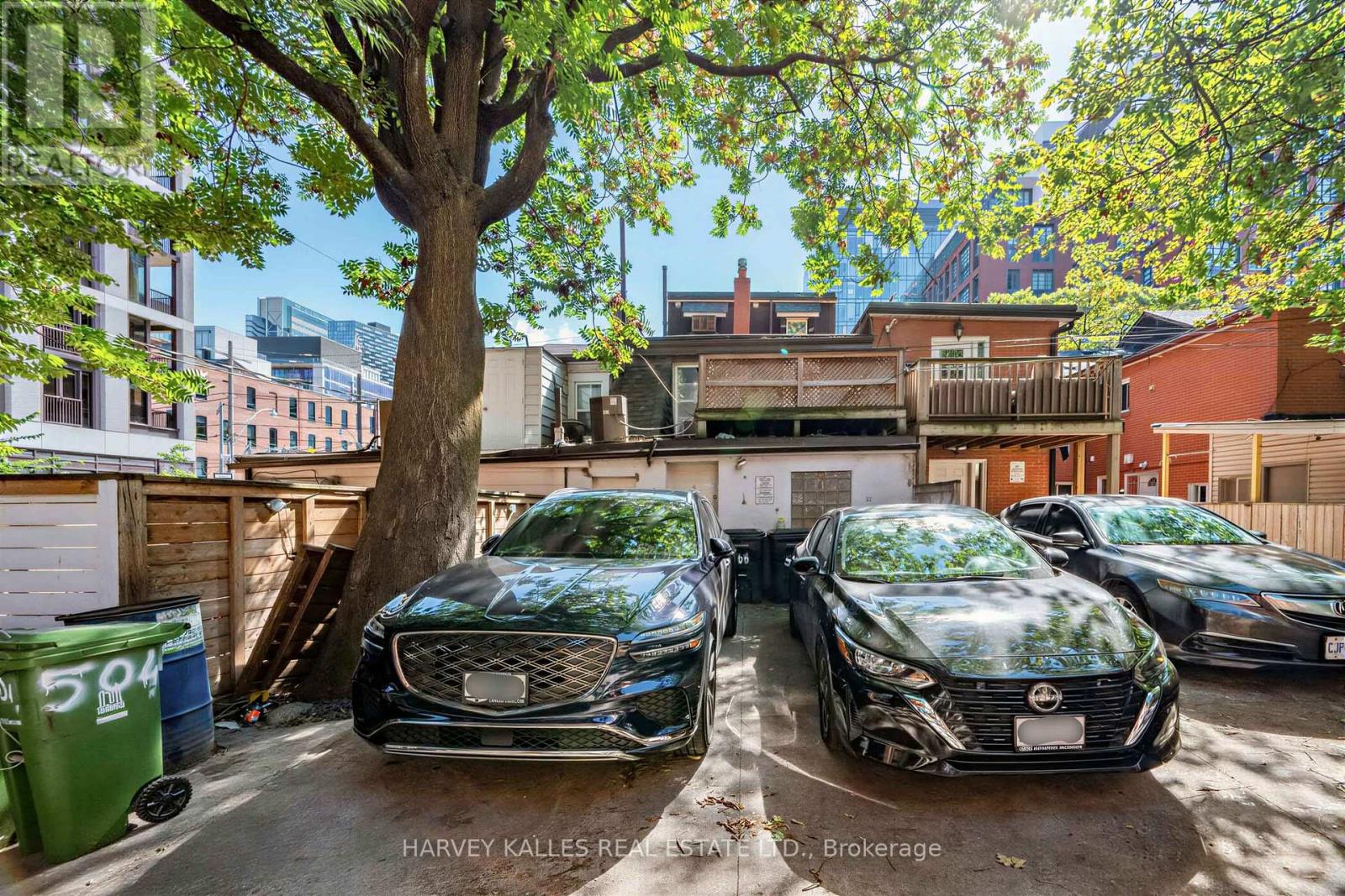 506 ADELAIDE STREET W