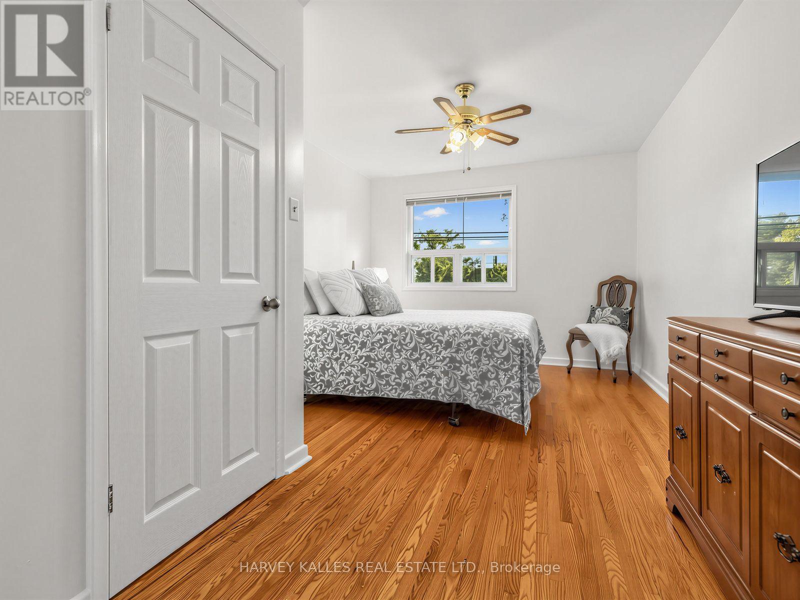 70 PINTAIL CRESCENT