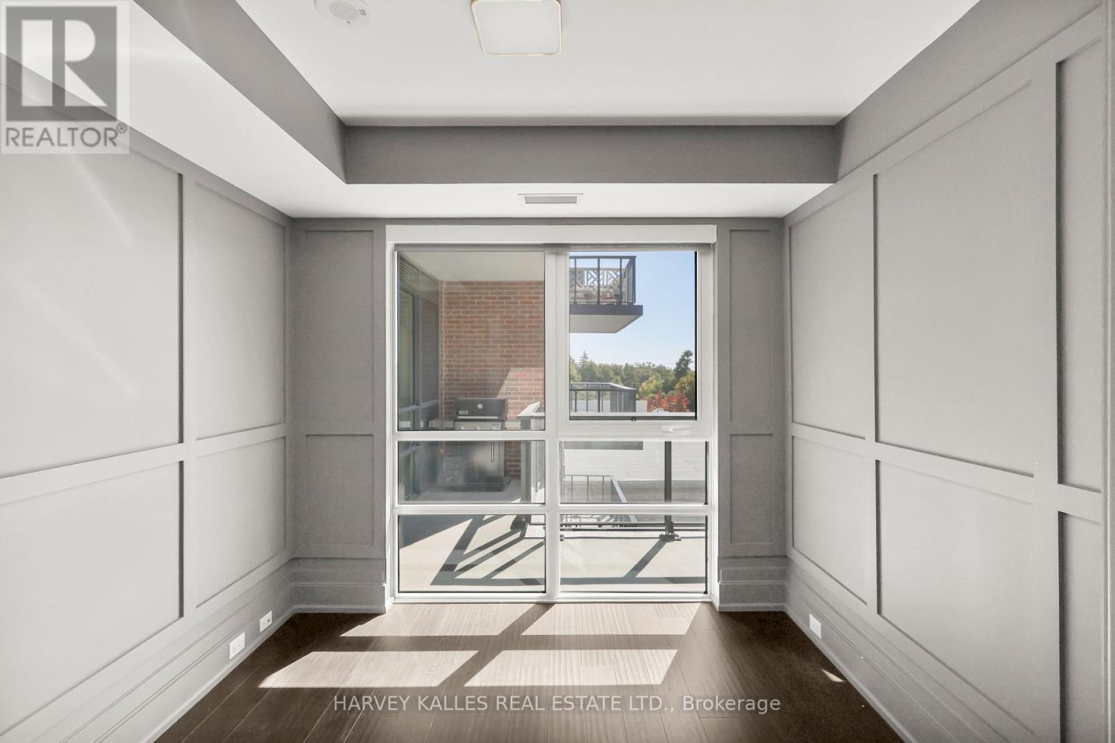 401 - 3 SOUTHVALE DRIVE