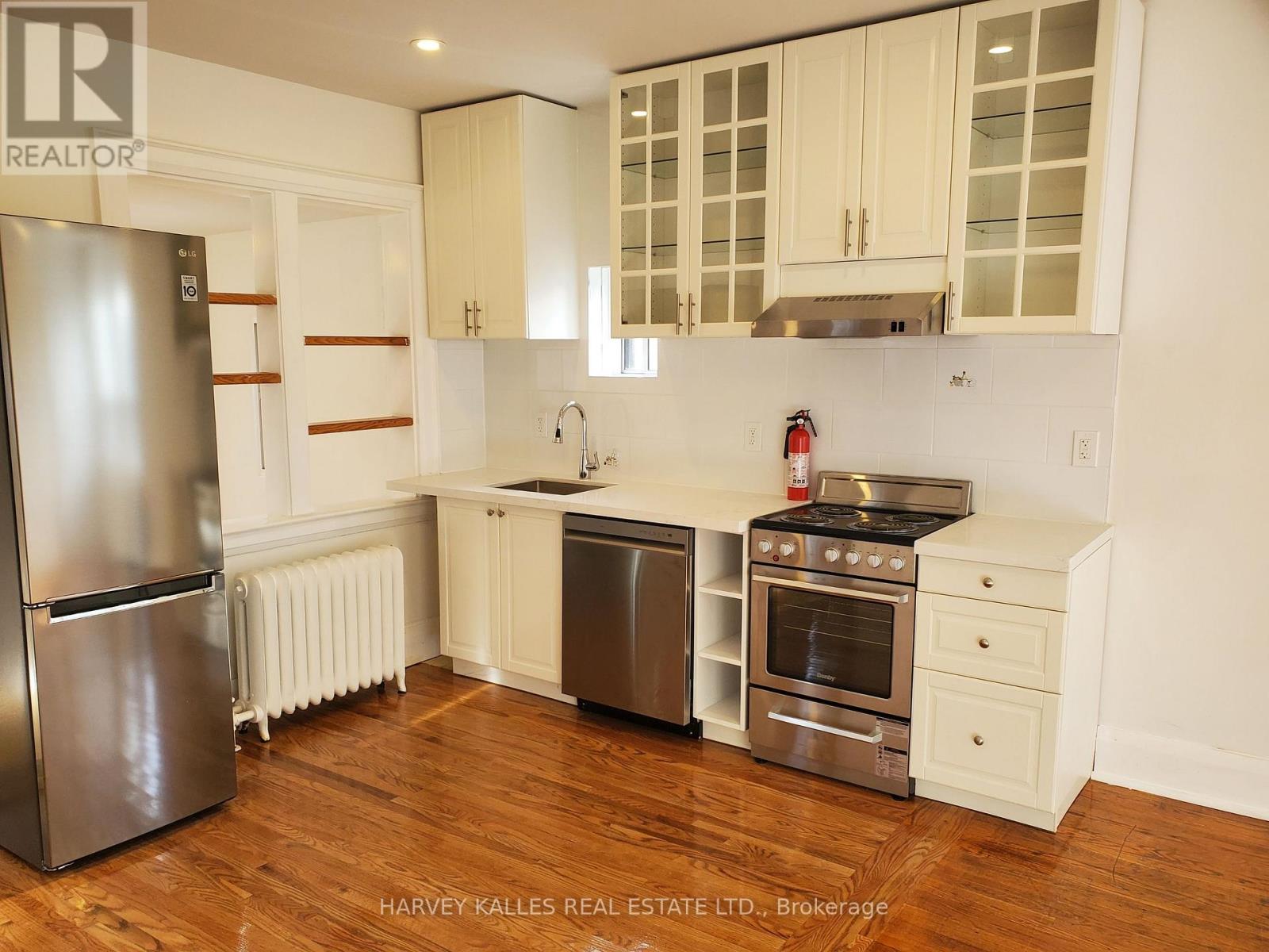 2 - 15 ALBERTA AVENUE