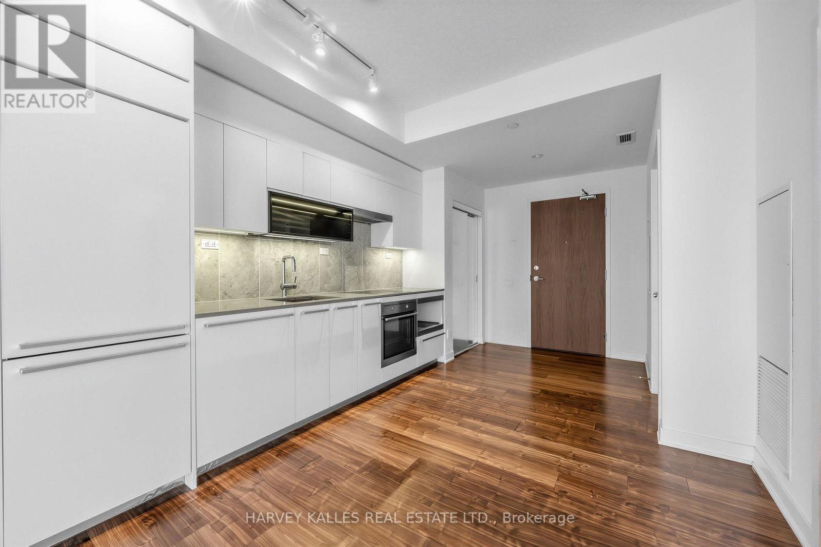 608 - 90 QUEENS WHARF ROAD