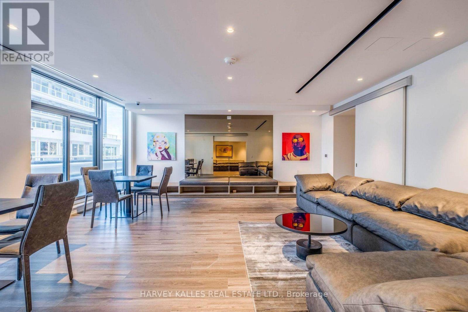 1511 - 25 ORDNANCE STREET