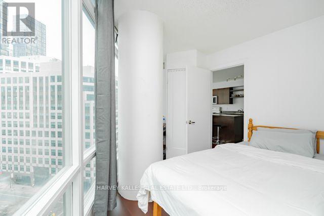 1510 - 361 FRONT STREET W