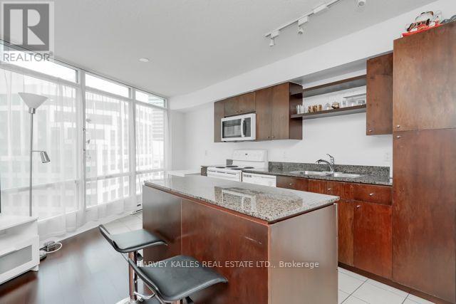 1510 - 361 FRONT STREET W