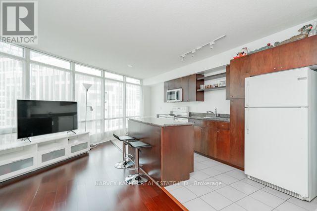 1510 - 361 FRONT STREET W