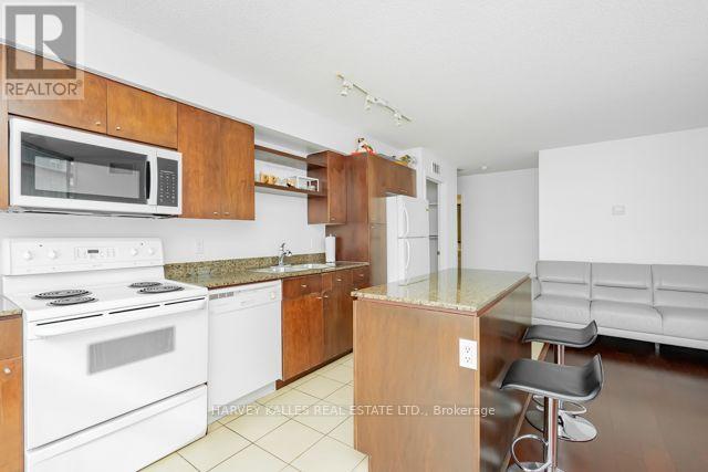 1510 - 361 FRONT STREET W